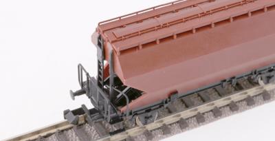 Colourful grain silo wagons as eye-catchers
